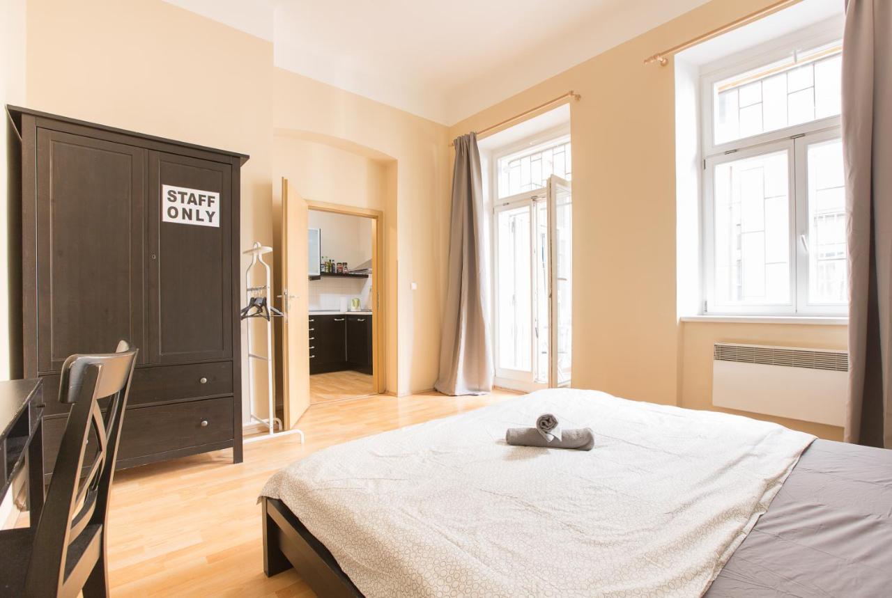 Premier Apartments Near The Museum Prague Exterior photo